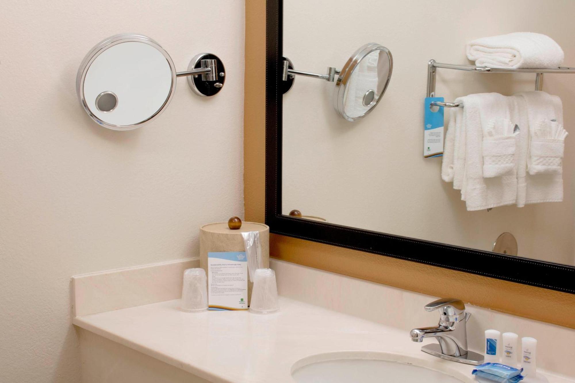 Fairfield Inn & Suites Oakland Hayward Exteriör bild