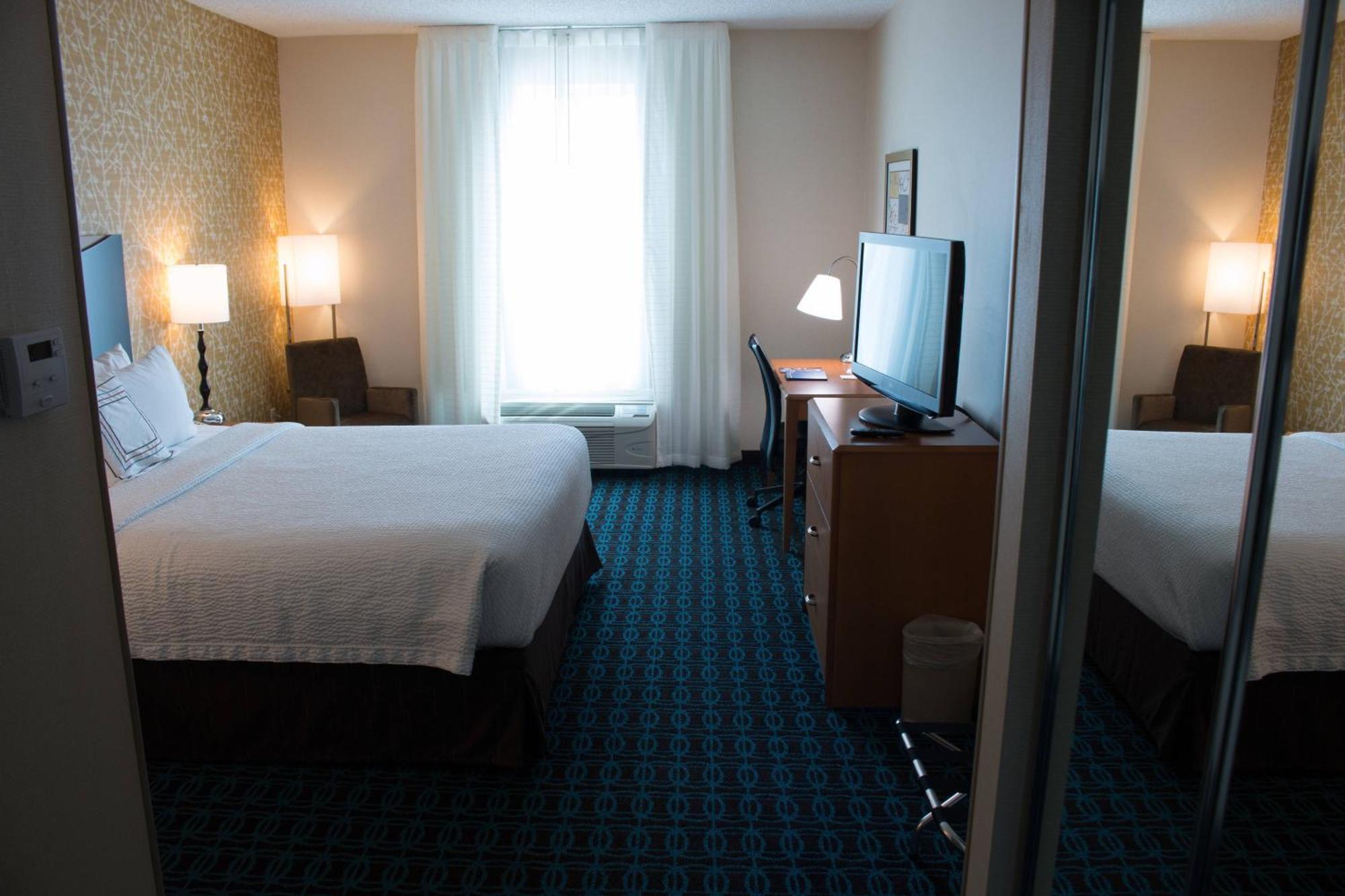 Fairfield Inn & Suites Oakland Hayward Exteriör bild